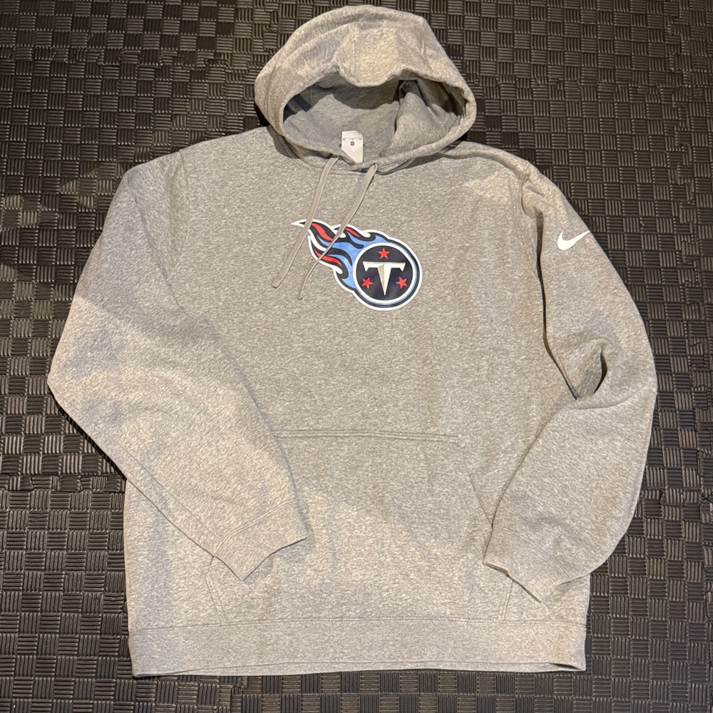 Men's Tennessee Titans Nike Heathered Gray Club Fleece Pullover Hoodie